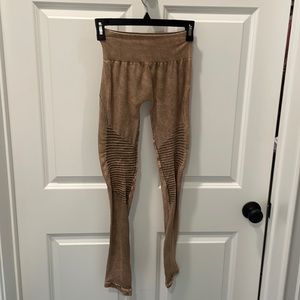 Stylish leggings